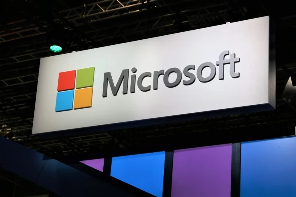 Microsoft 财报：季度营收 922.79 亿美元，Microsoft Cloud 增长 30%